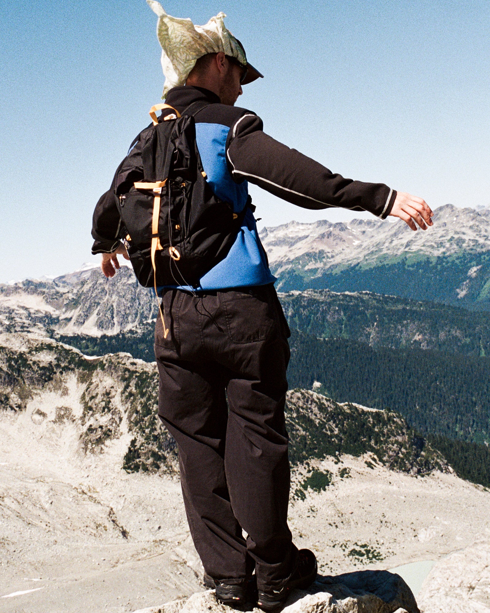 Stüssy & Mountain Hardwear Ul™ 20 Backpack – Black | Accessories
