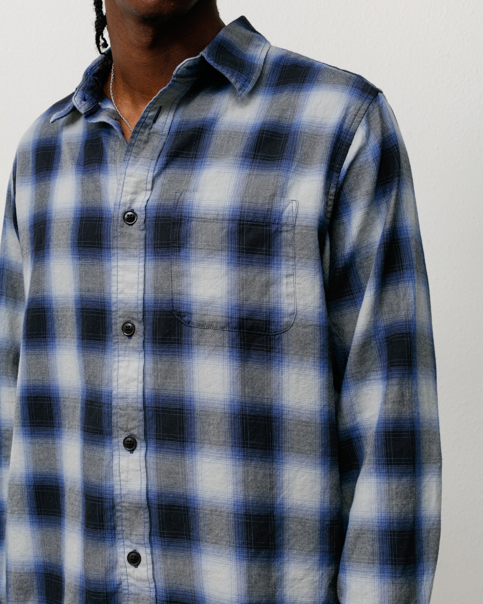 Beach Ombre Plaid Shirt Unisex Long Sleeve In Black With Button Front And Chest Pocket
