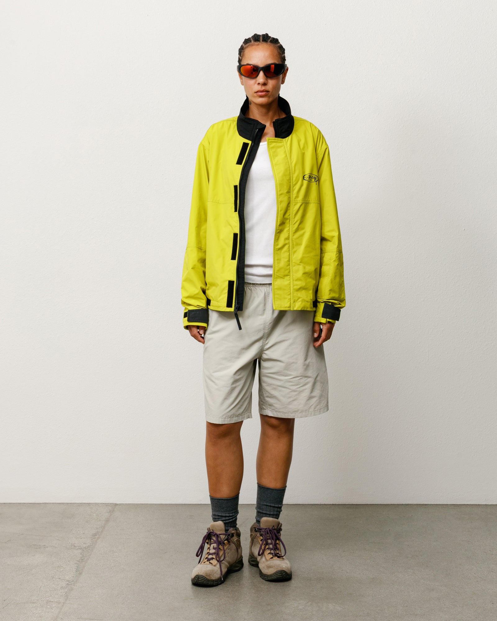 Transit Short Unisex Regular In Sand