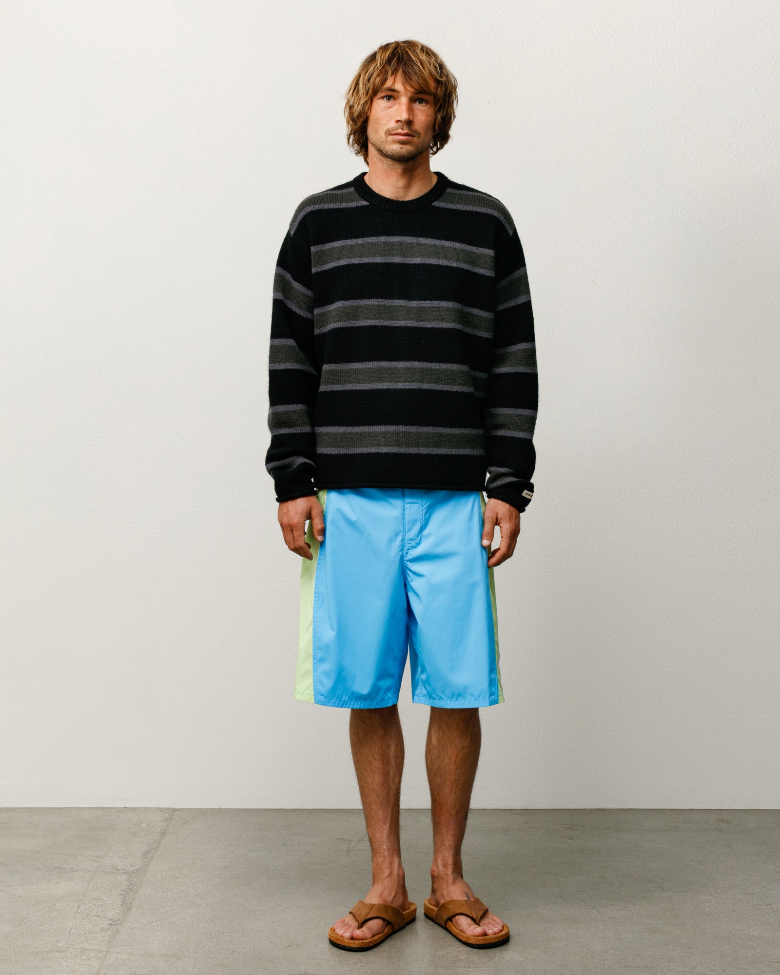 Curved Panel Board Short Mens Regular In Lt. Blue