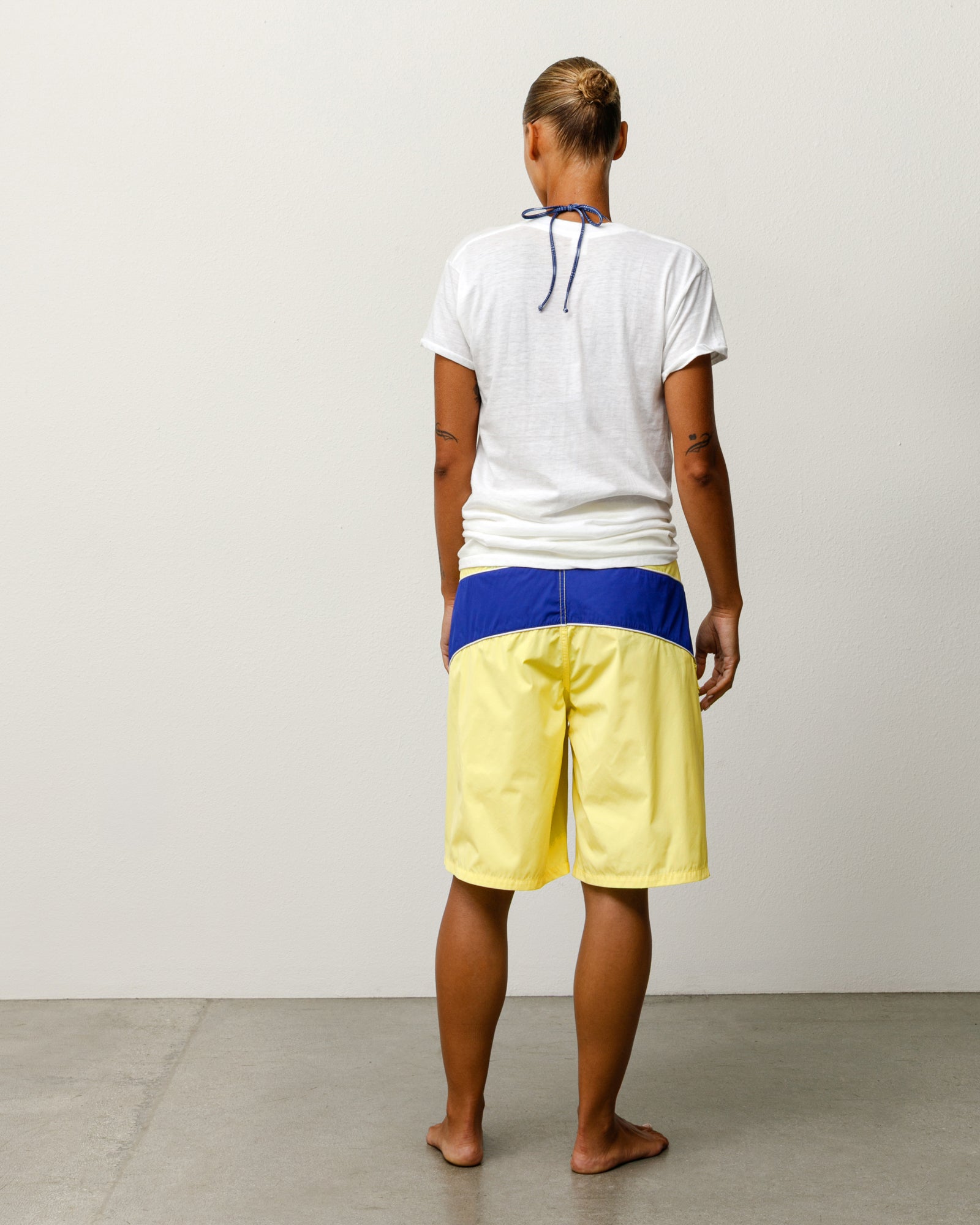 Stüssy Cove Board Short boardshort dans le coloris Jaune avec panneaux contrastés