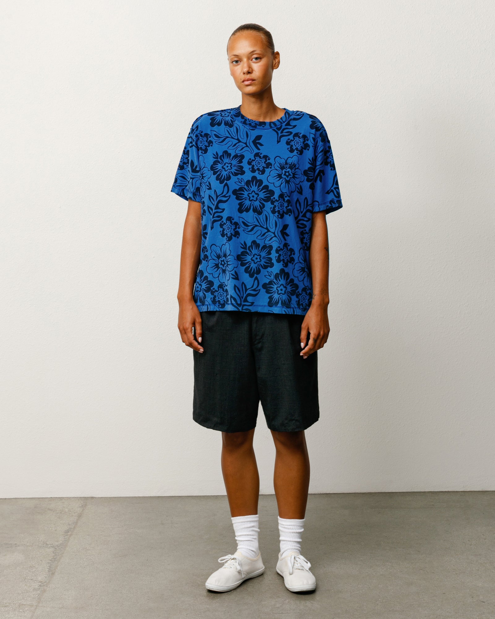 Lazy Floral Tee - Sport Blue | Tops & Shirts | Stüssy Europe