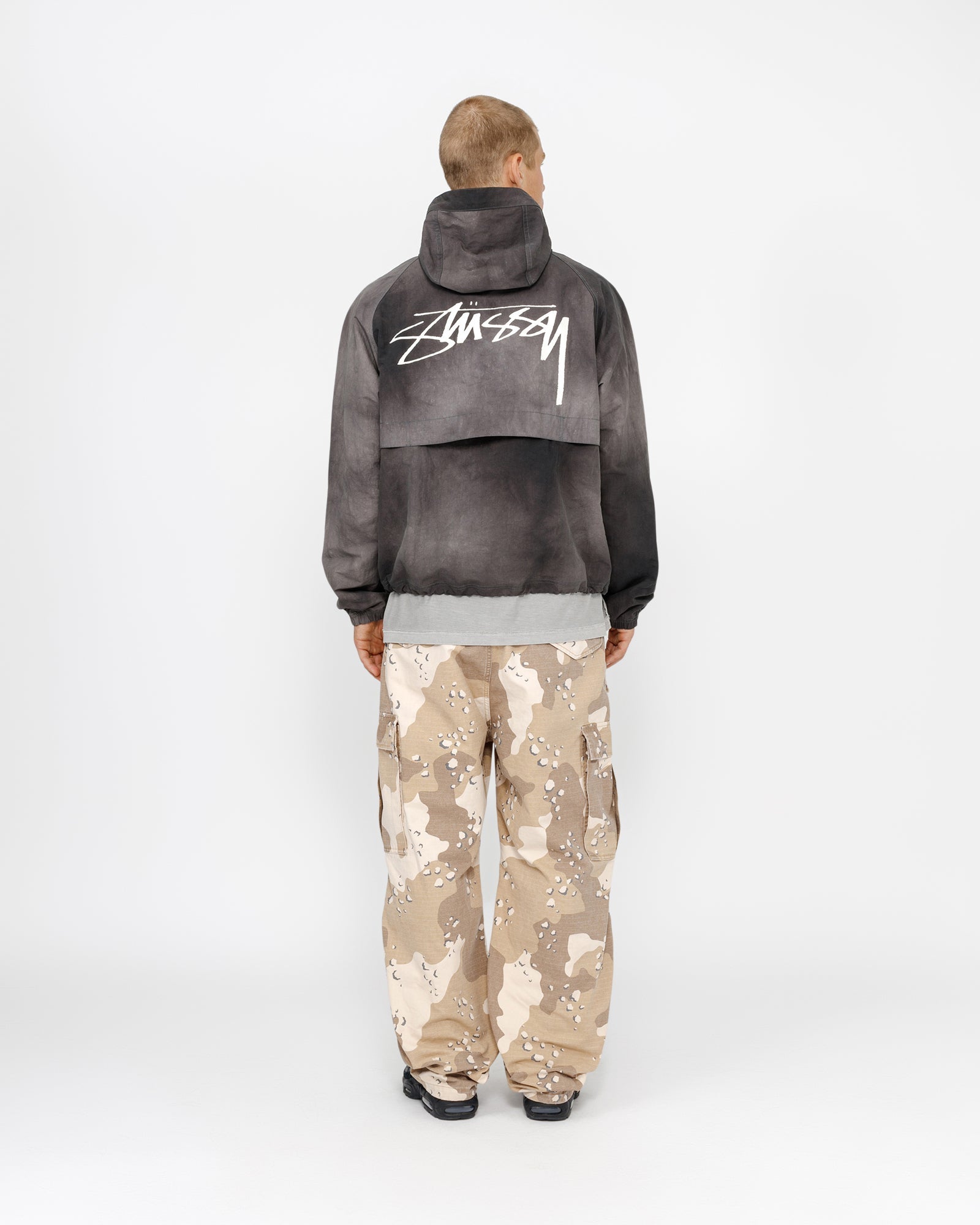 Beach Shell Wave Dye in black – Stüssy Europe