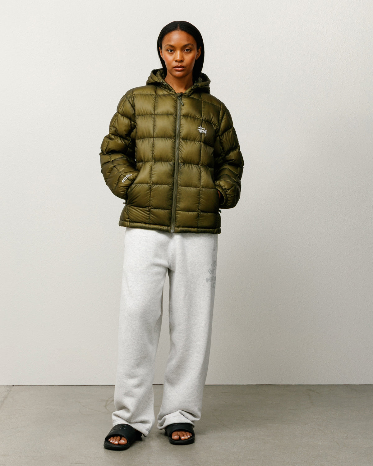 Midweight Hooded Puffer Unisex Long Sleeve In Olive