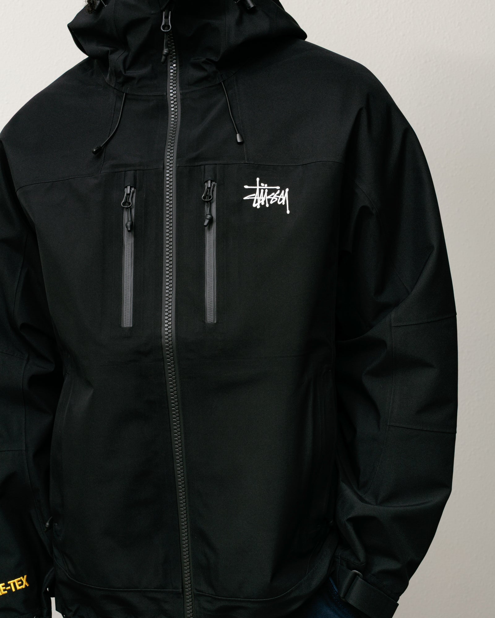 Gore-Tex® Guide Shell – Black | Outerwear | Stüssy Europe