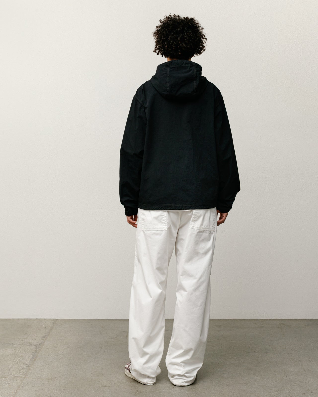 Lightweight Hooded Jacket – Black | Outerwear | Stüssy Europe