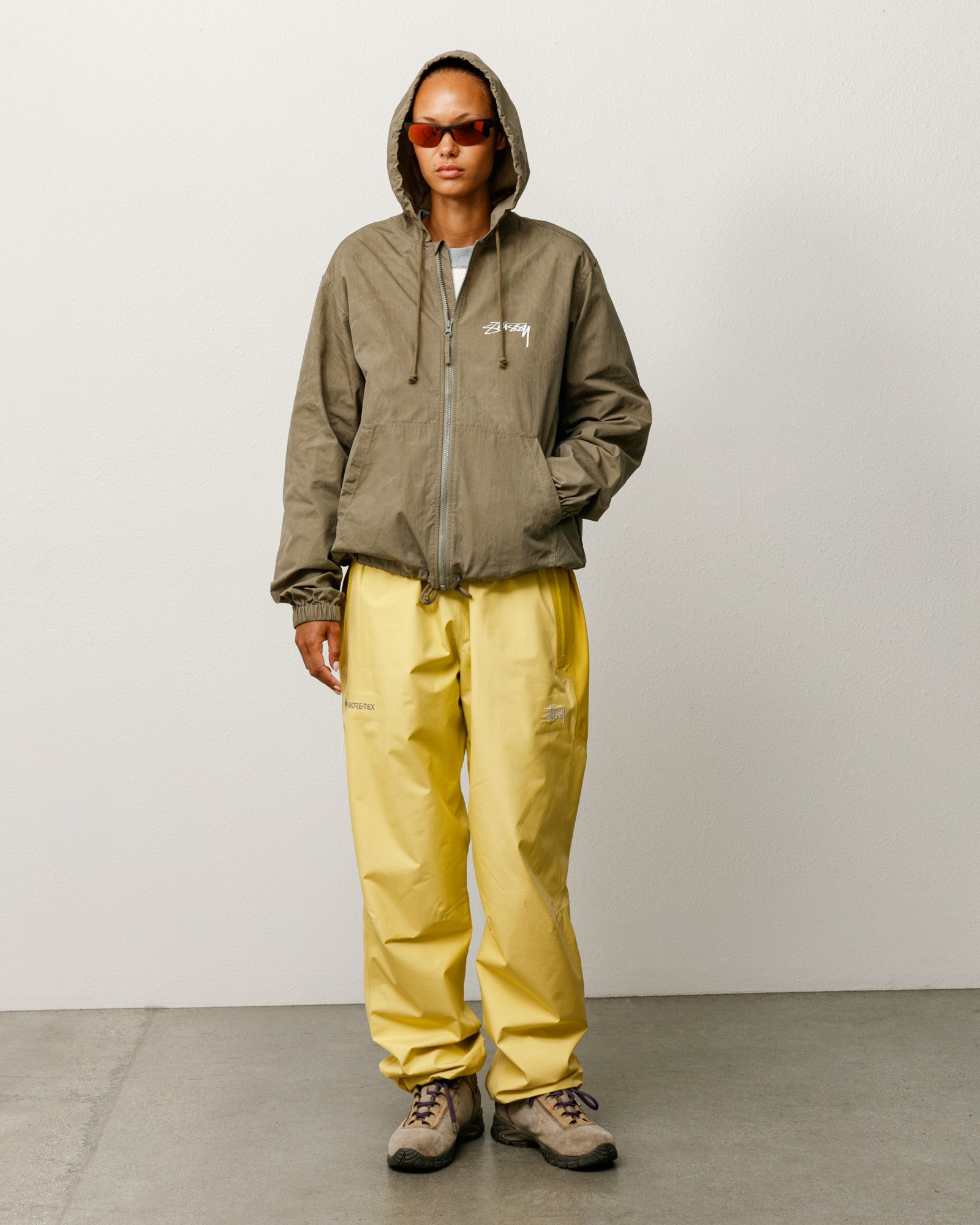 Waxed Cotton Beach Shell - Olive | Outerwear | Stüssy Europe