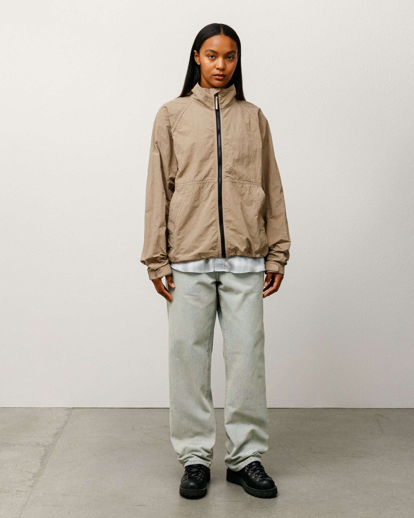 New Classic Jeans Coated Mens Regular In Light Wash Coated