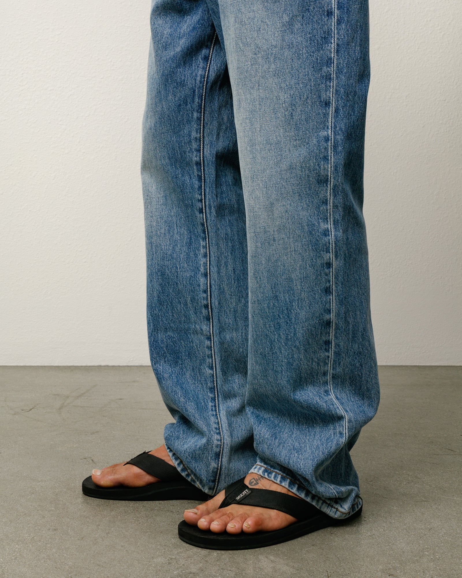 New Classic Jean Denim Mens Regular In Indigo Stone Wash