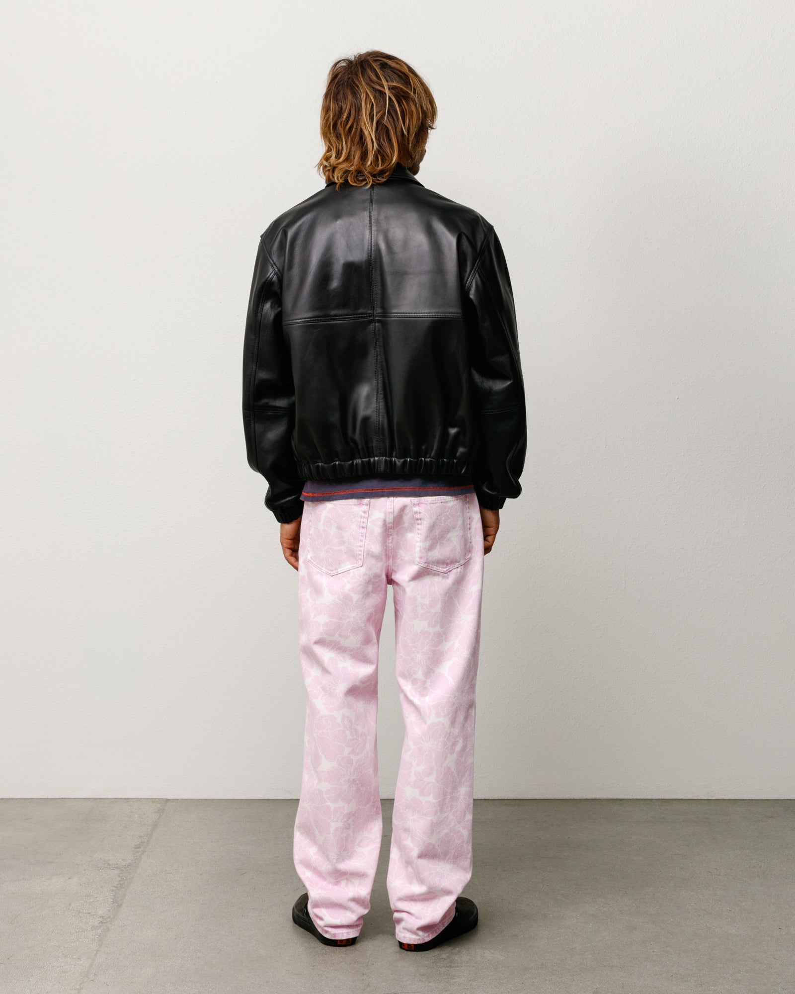 Printed Denim New Classic Jean Unisex Regular In Pink Hawaiian