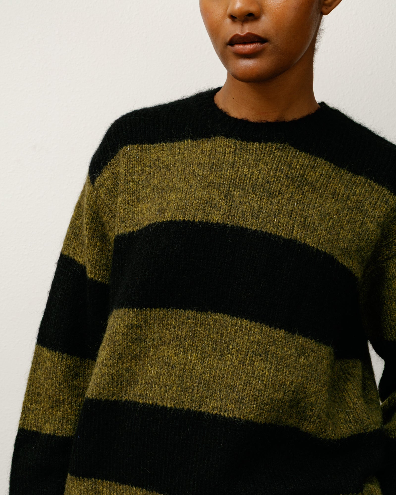 Big Stripe Crew – Dark Olive | Sweaters & Knits | Stüssy Europe