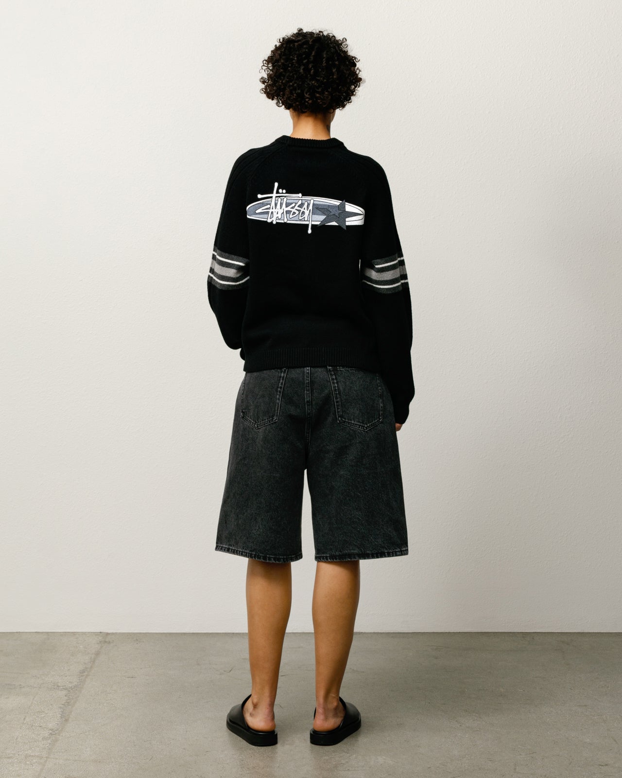 Stripe Raglan Crew – Black | Tops & Knits | Stüssy Europe