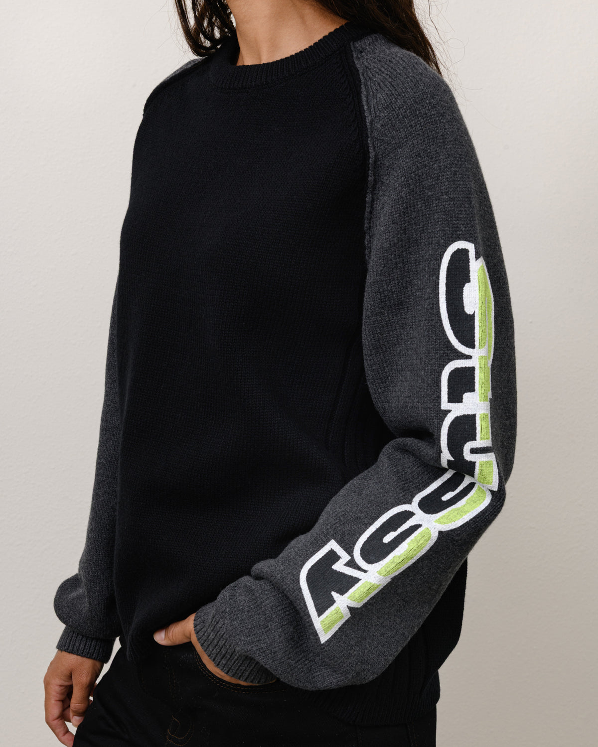 Two Tone Raglan Sweater Unisex Long Sleeve In Black