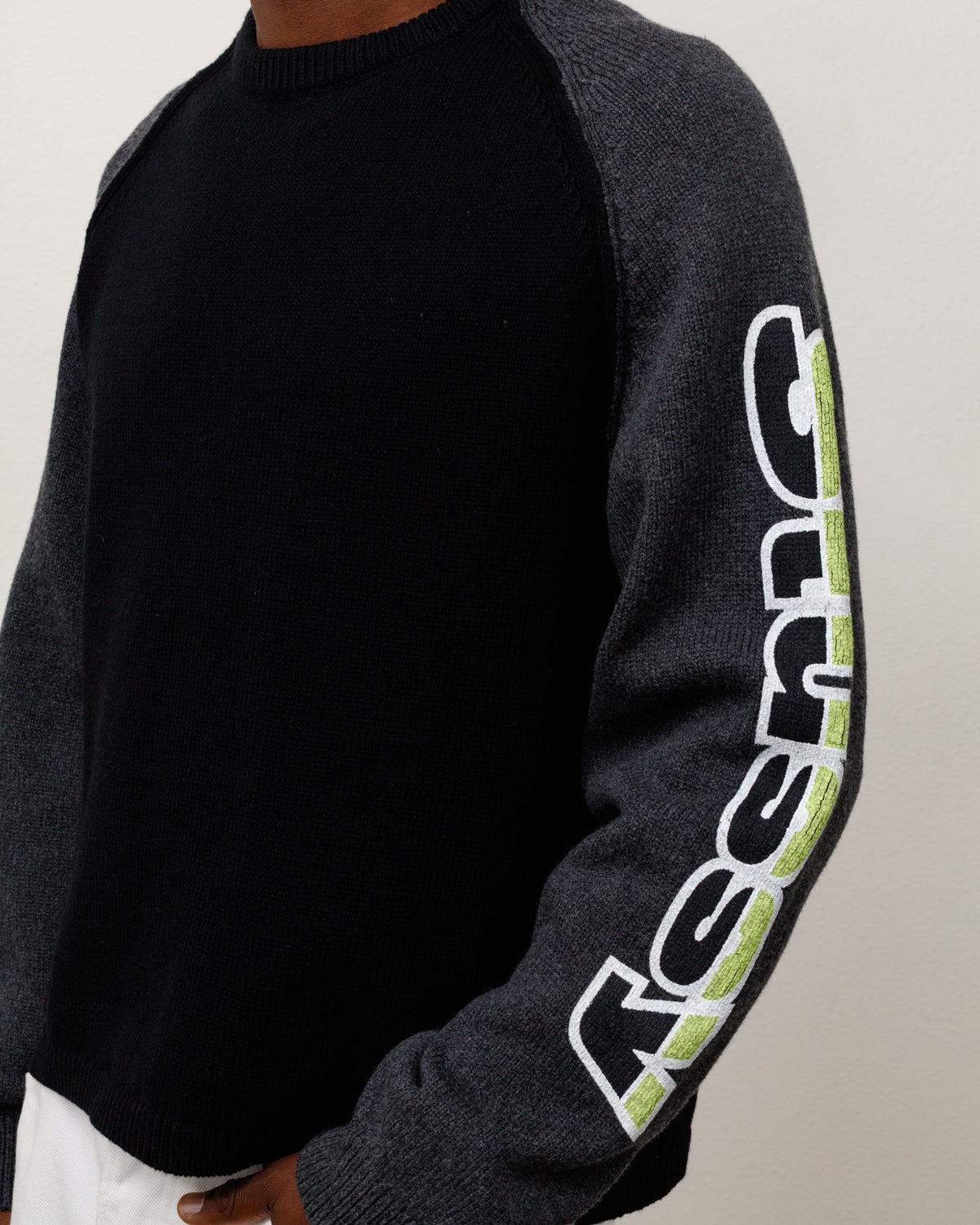 Two Tone Raglan Sweater Unisex Long Sleeve In Black