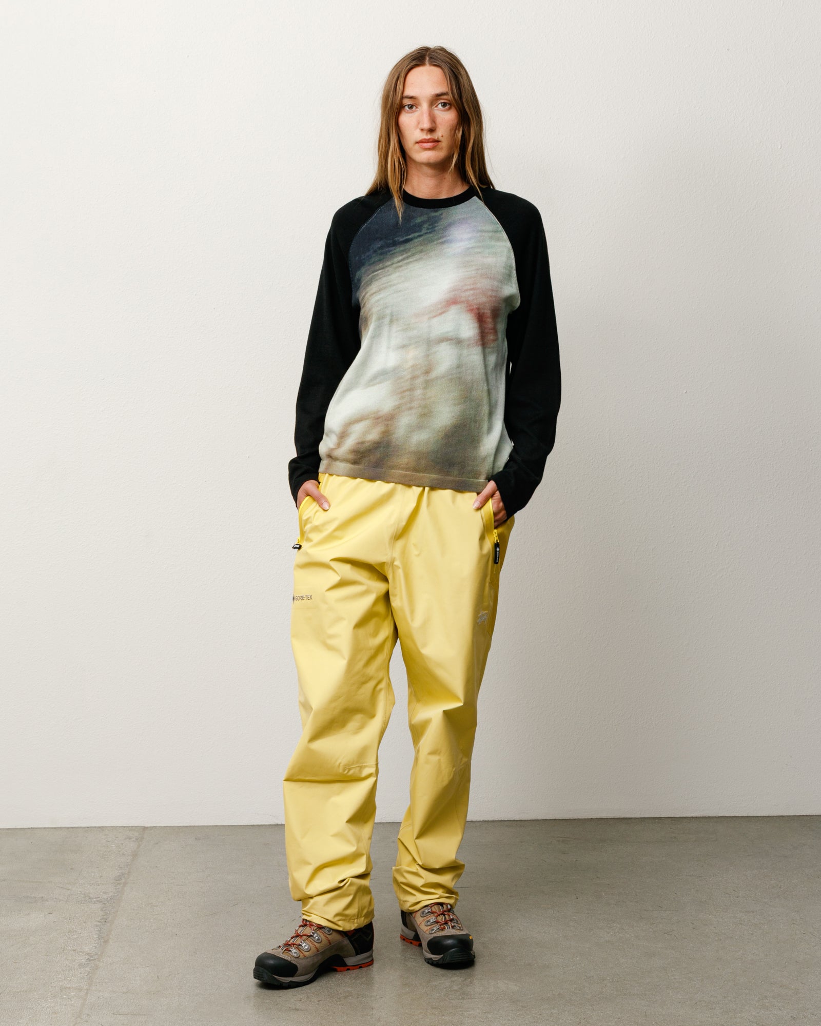Splash Sweater Unisex Long Sleeve In Black