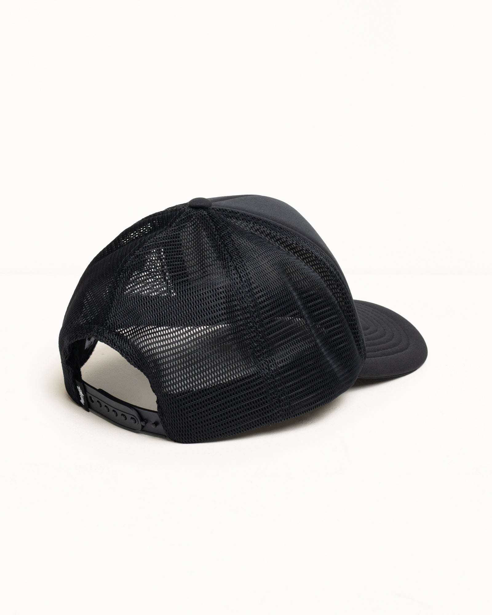 Trucker Big Basic Snapback – Black | Headwear | Stüssy Europe