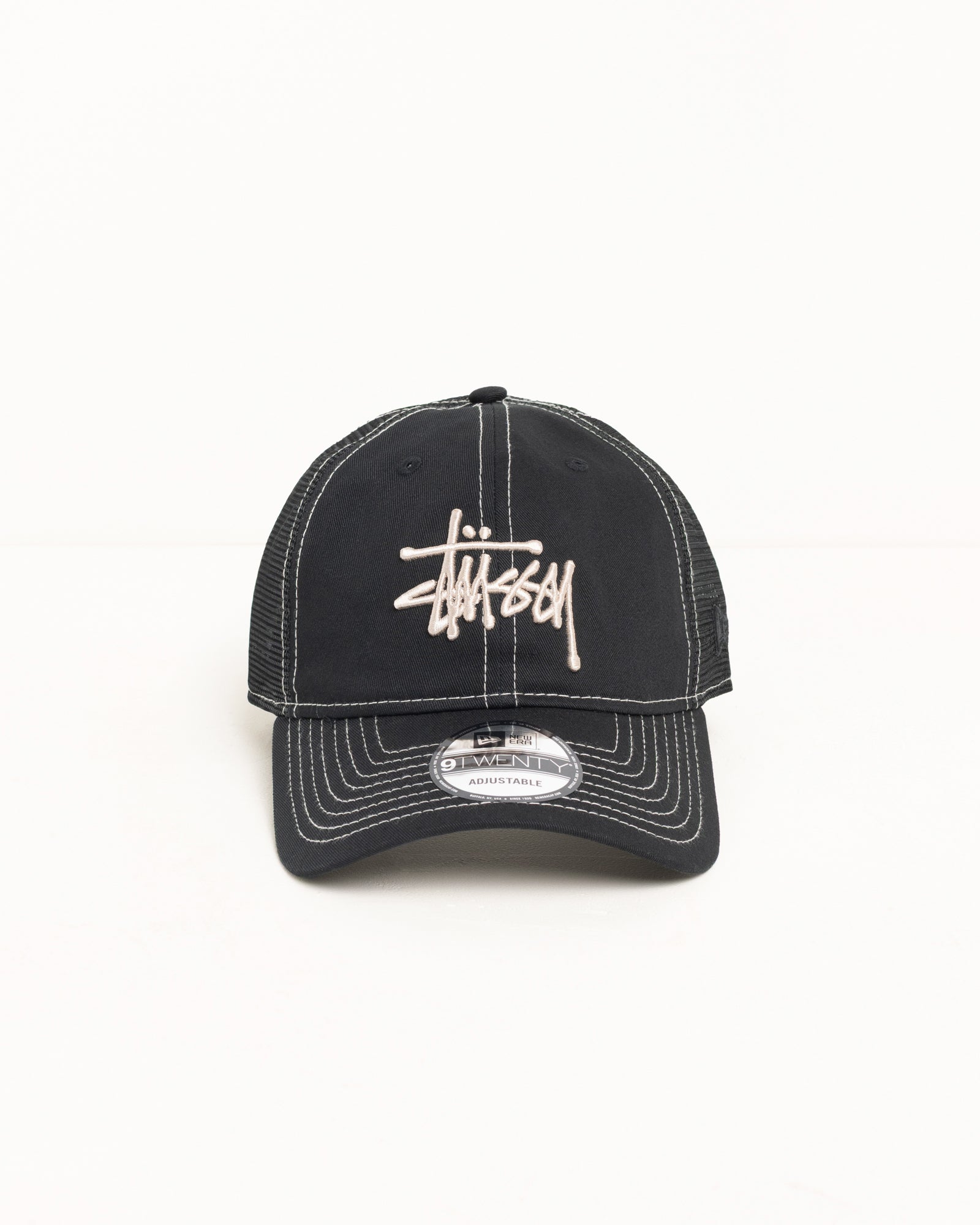 Basic Trucker 9twenty Cap Accessories In Black