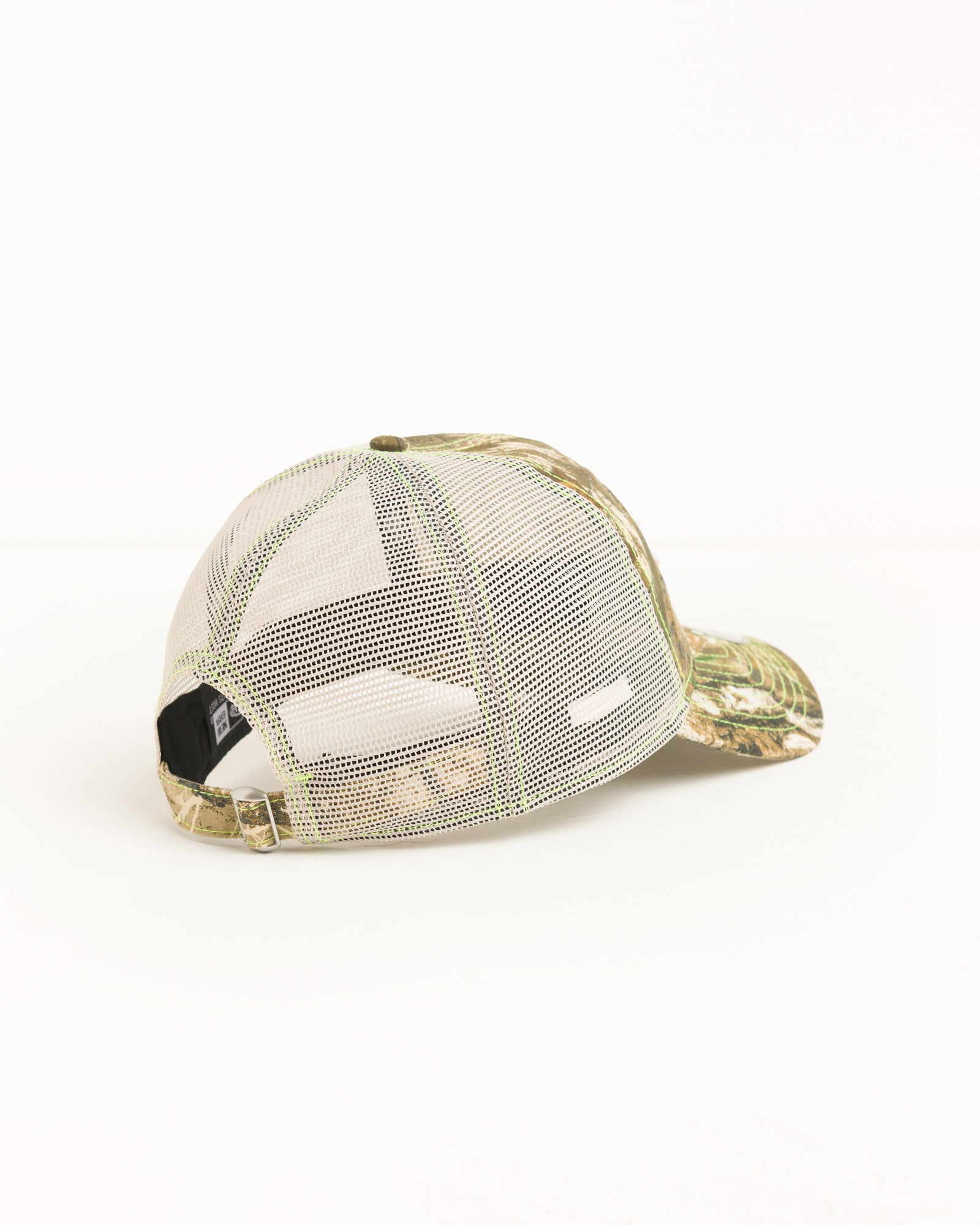 Basic Trucker 9twenty Cap Unisex In Real Tree Edge
