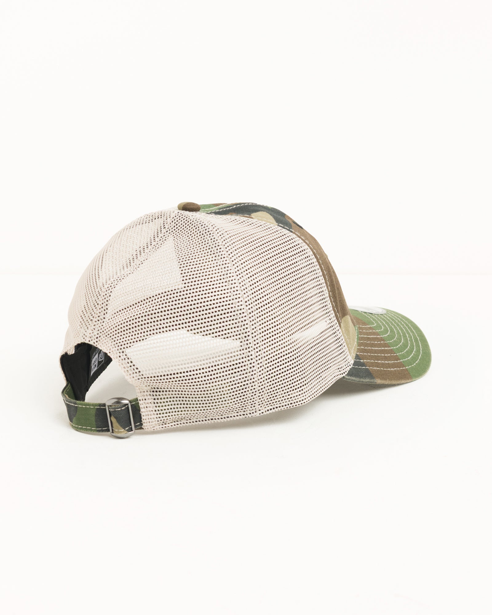 Washed Basic Trucker 9twenty Unisex In Woodland Camo