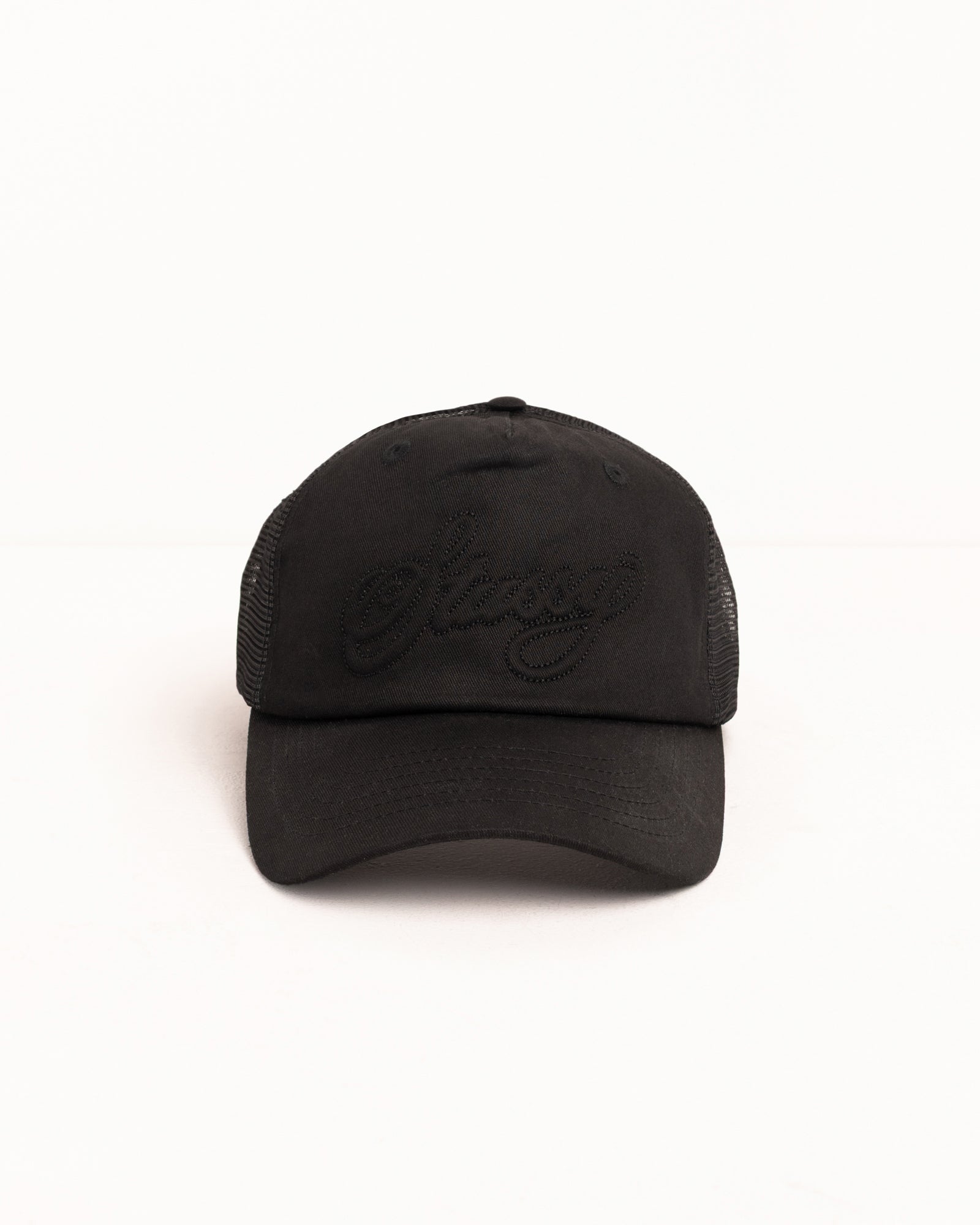 Trucker Cursive Stitch Accessories In Black