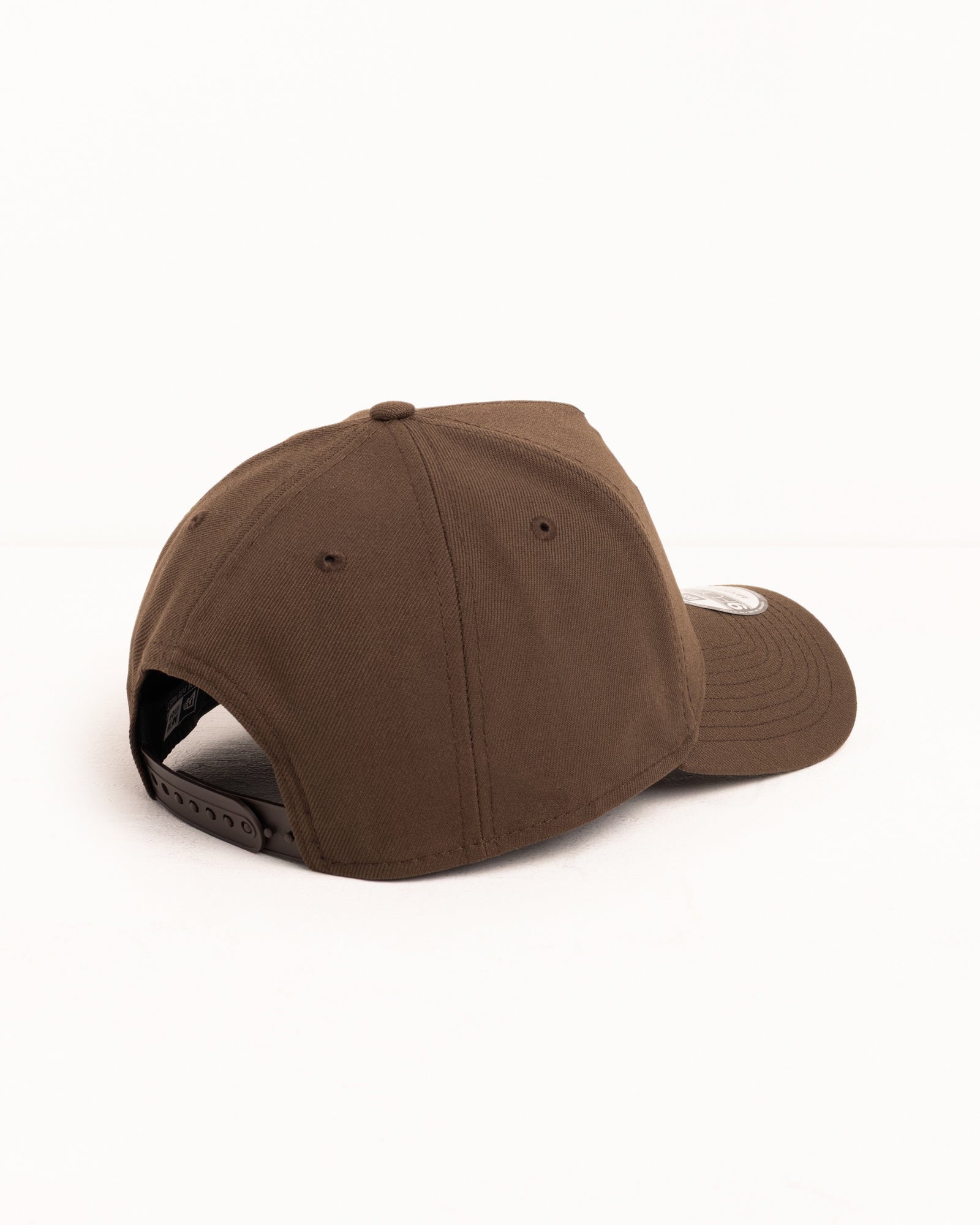 New Era 9Forty Basic Snapback – Brown | Headwear | Stüssy Europe