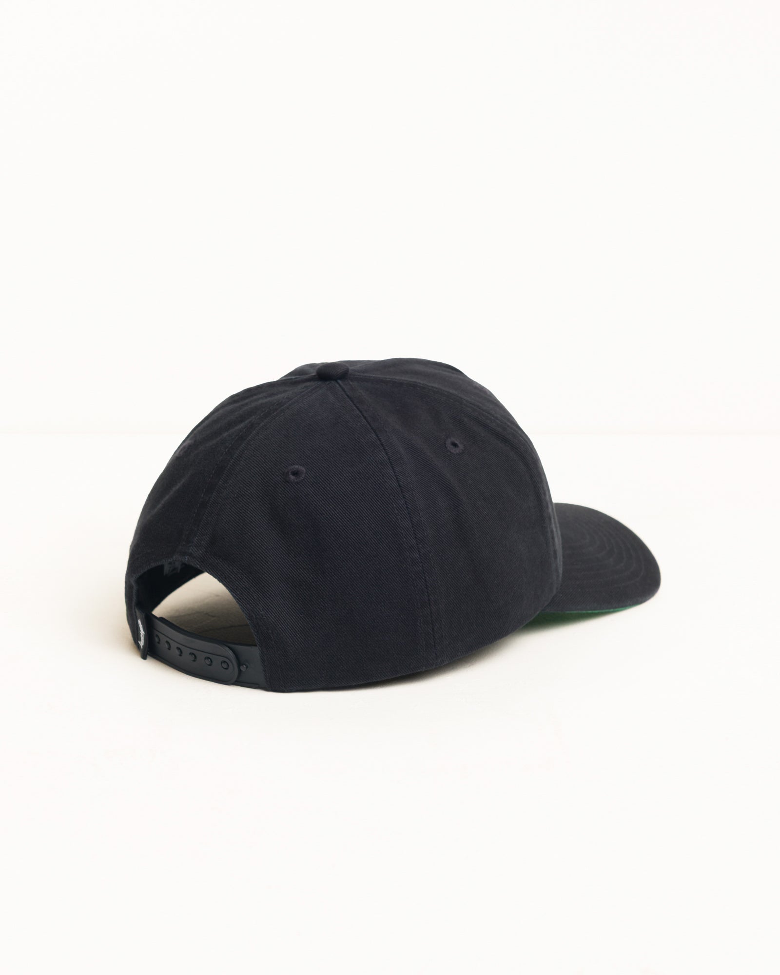 Big Stock Snapback Cap couvre-chef dans le coloris noir