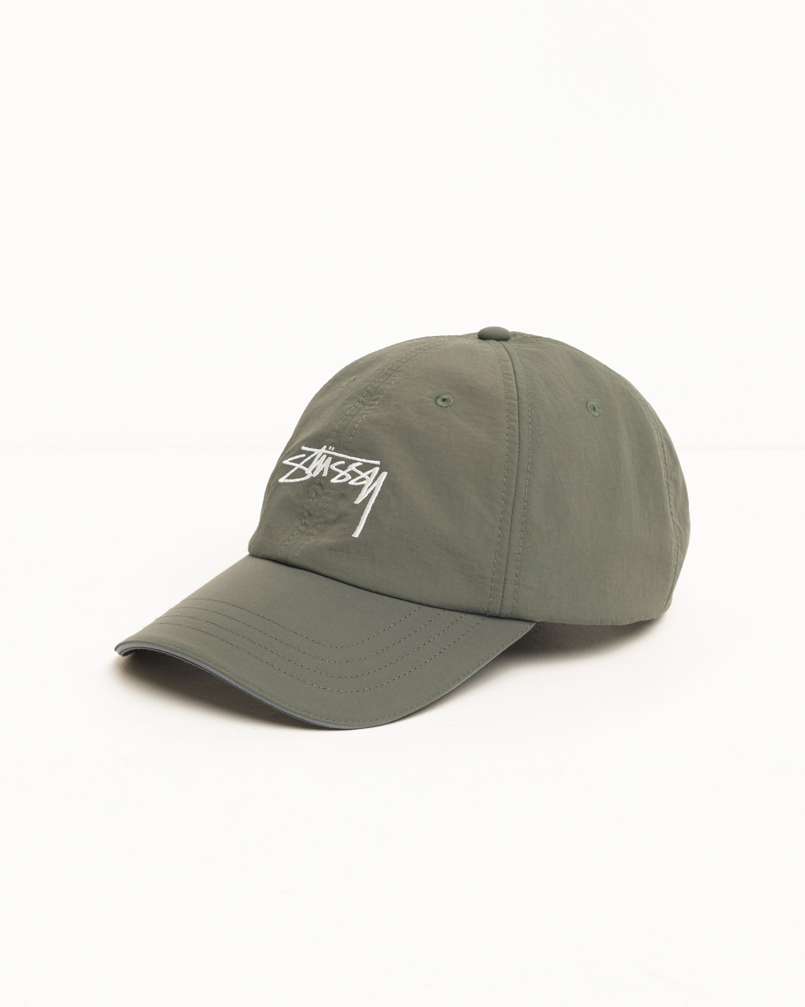 Low Profile smooth stock strapback – Verde | headwear | Stüssy