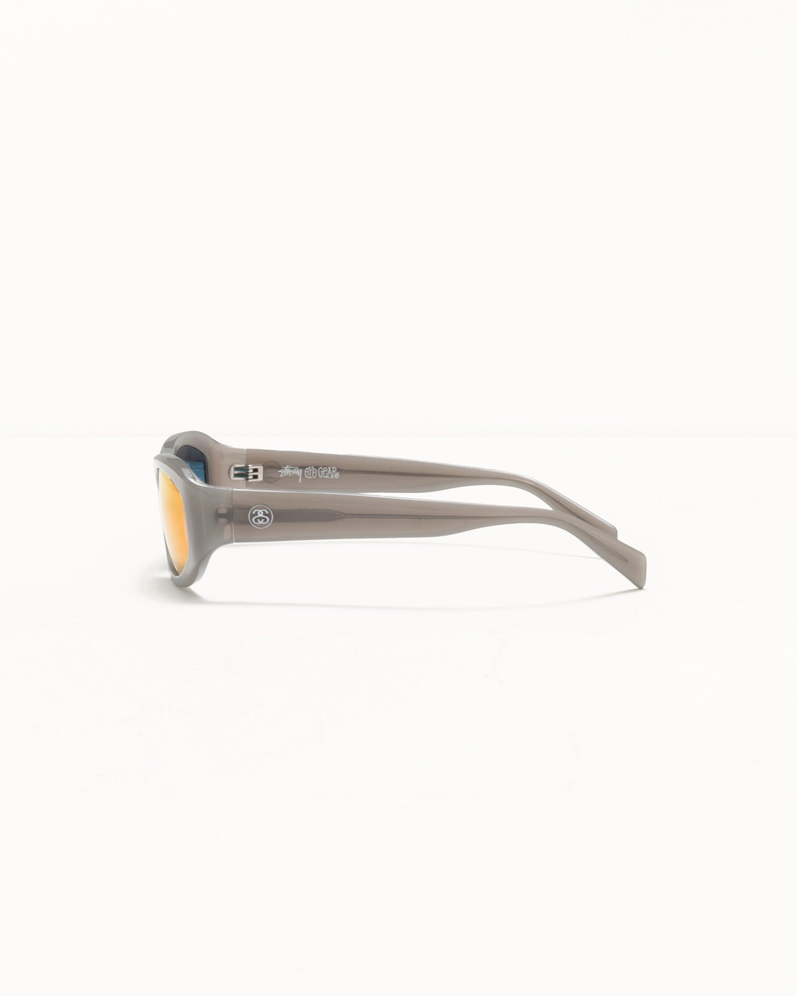 Landon Sunglasses Accessories In Grey/silver Flare