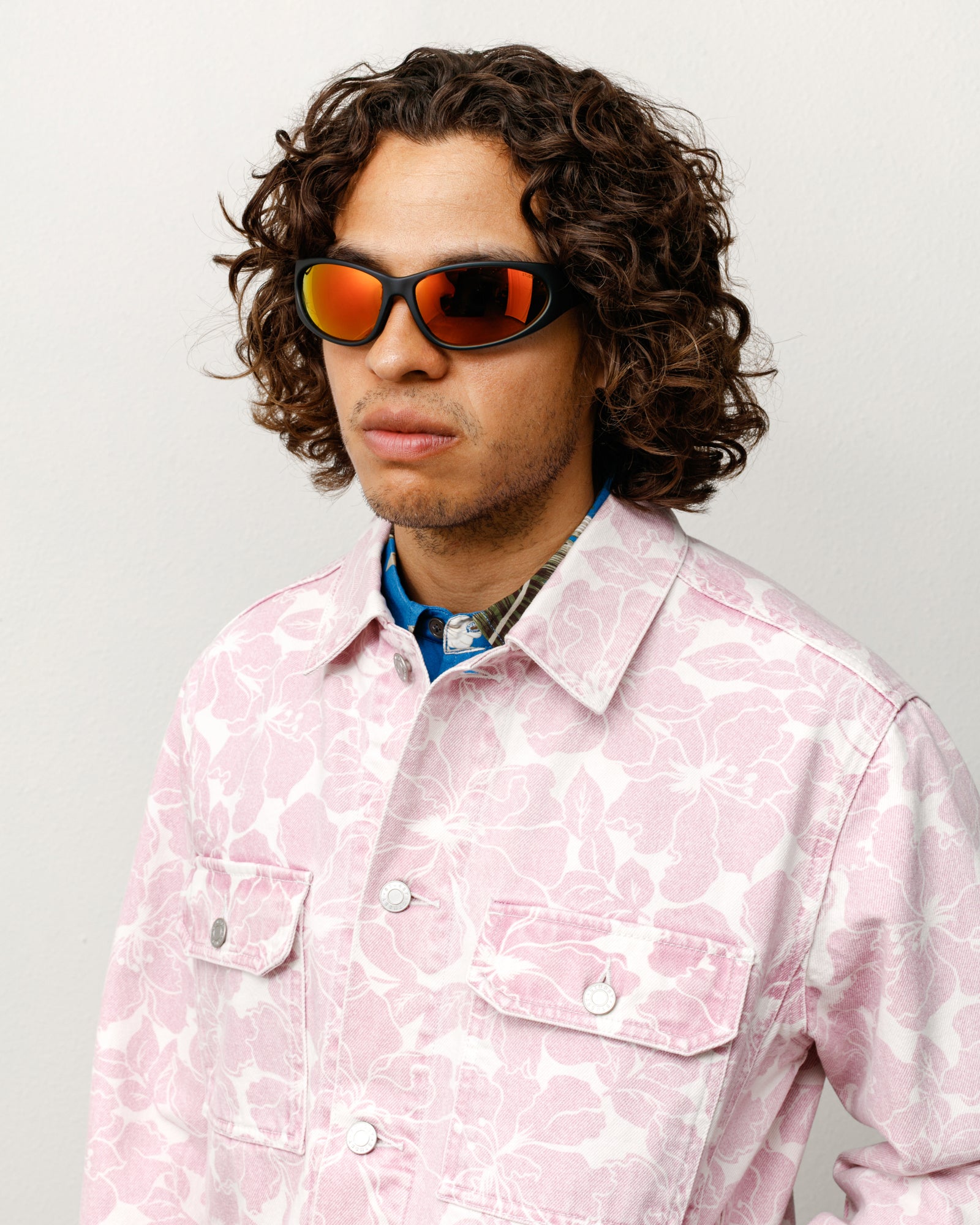Adrian Sunglasses Unisex In Frost Black/orange Mirror Lens