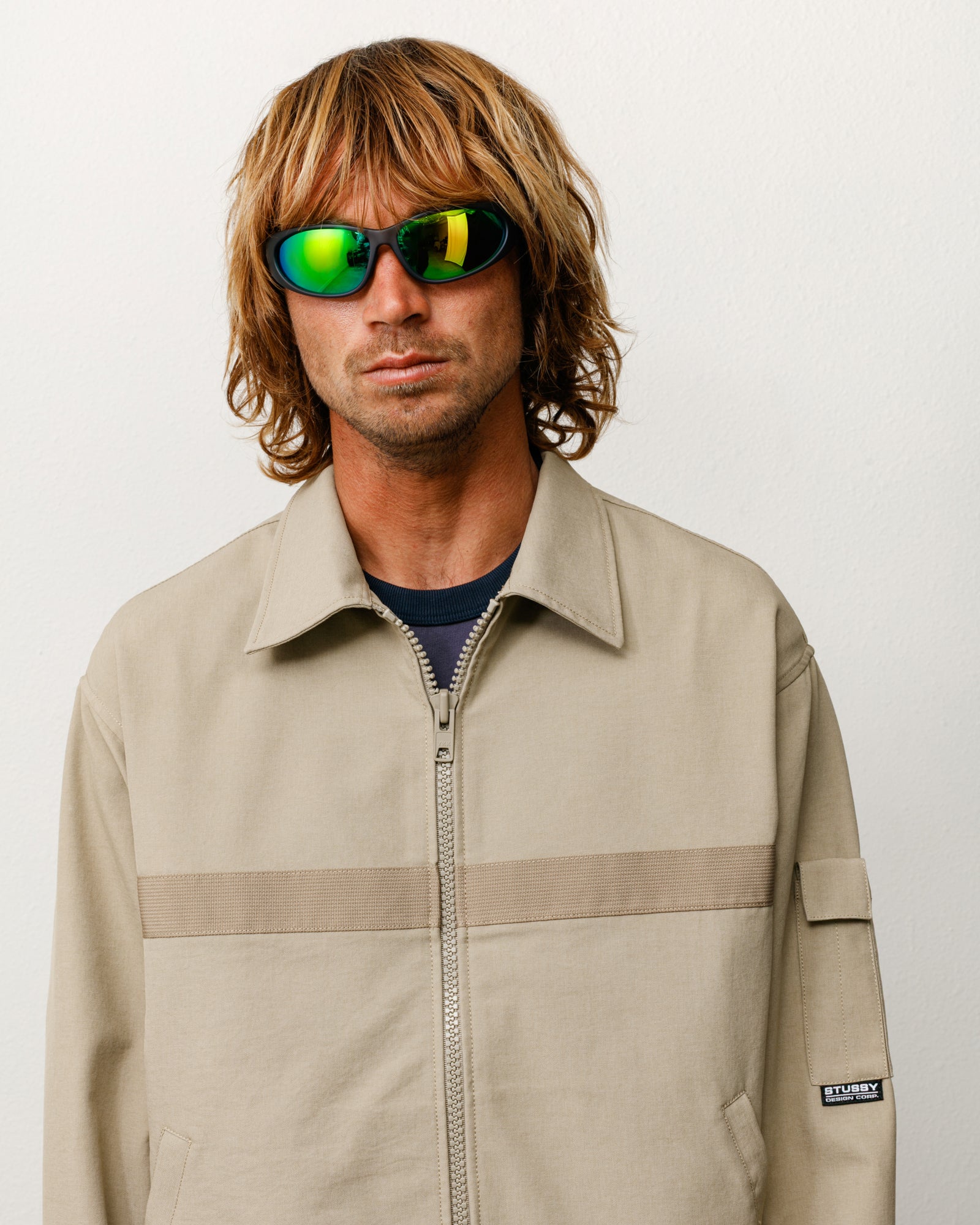 Adrian Sunglasses Unisex In Frost Grey/green Mirror Lens