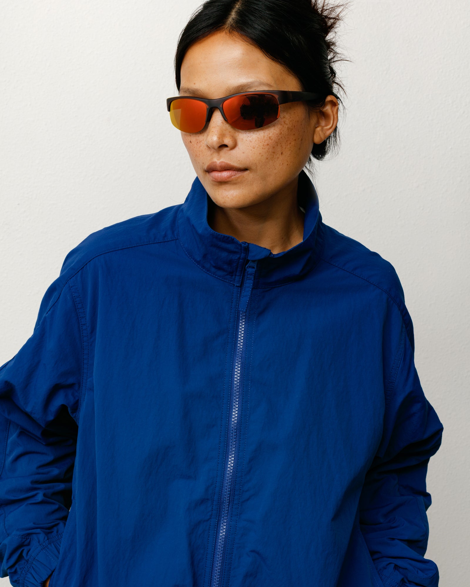 Hiro Sunglasses Unisex In Frost Brown/red Mirror Lens