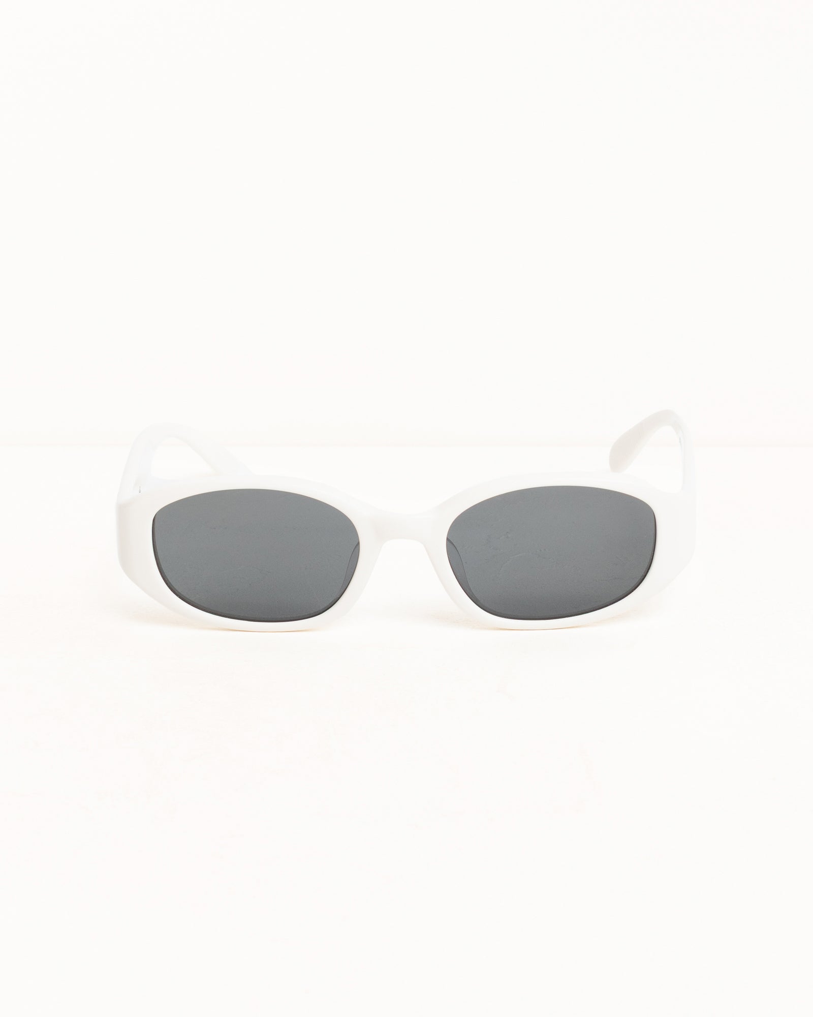 Roman Sunglasses Unisex In Bone/black Lens