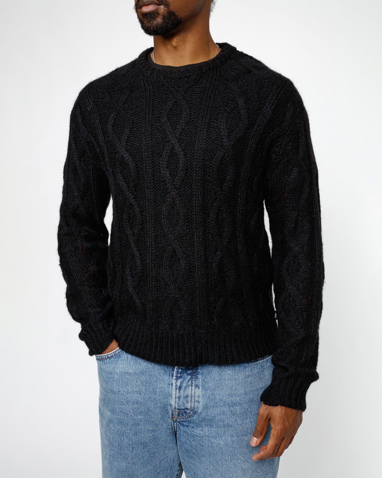 CABLE LOOSE KNIT SWEATER