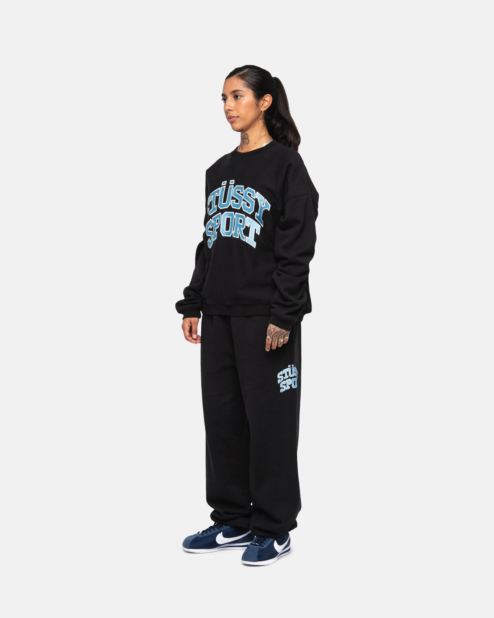 Stüssy Sport Relaxed Oversized Crew in washed black – Stüssy Europe